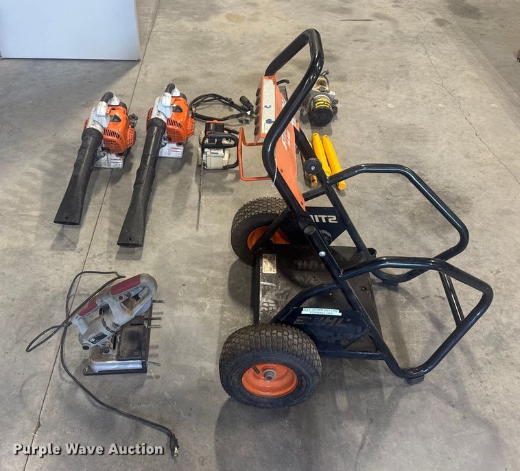 image for item FK0576 Lawn equipment 