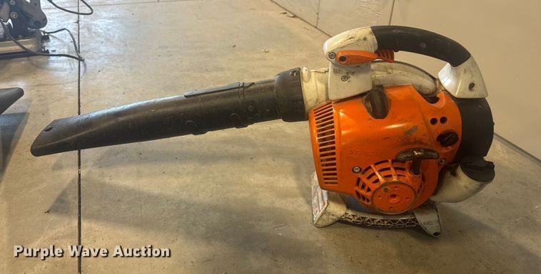 image for item FK0576 Lawn equipment 