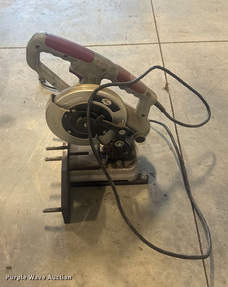 image for item FK0576 Lawn equipment 