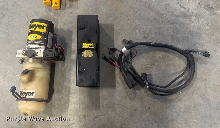 image for item FK0576 Lawn equipment 