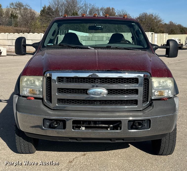 image for item FK0578 2006 Ford F450 truck cab and chassis