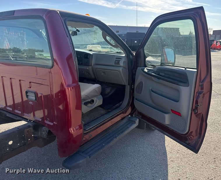 image for item FK0578 2006 Ford F450 truck cab and chassis