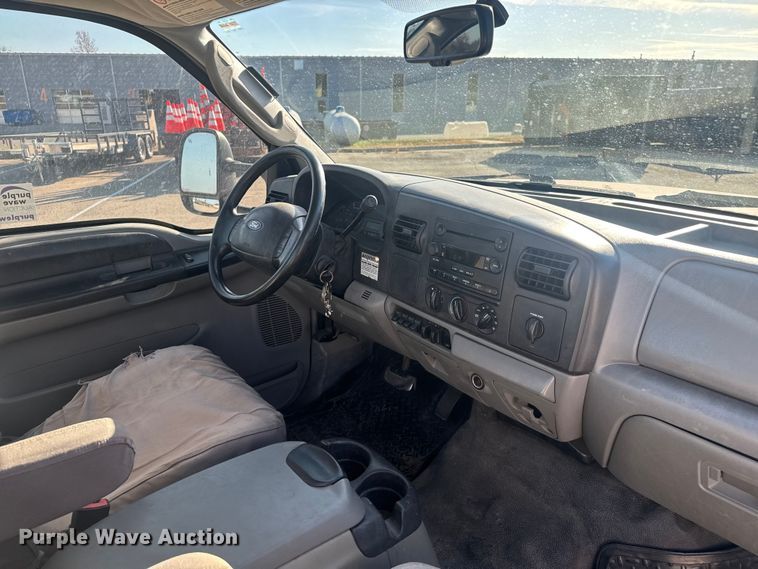 image for item FK0578 2006 Ford F450 truck cab and chassis