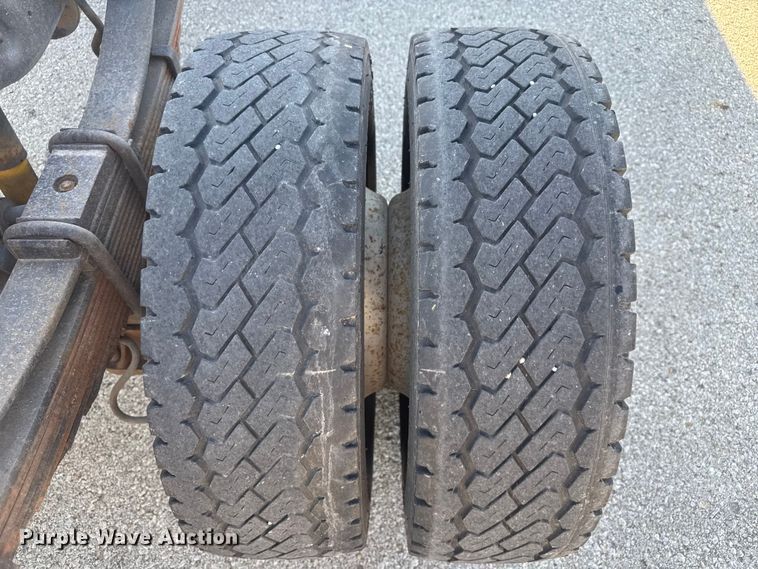 image for item FK0578 2006 Ford F450 truck cab and chassis