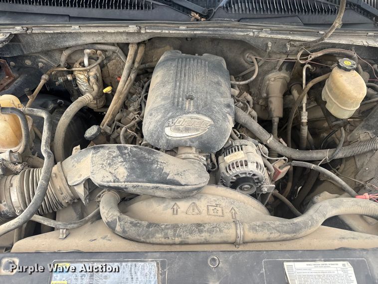 image for item FK0612 2002 Chevrolet Silverado 2500HD  pickup truck