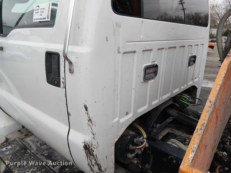 image for item FK0694 2013 Ford F750 Super Duty pothole patcher truck