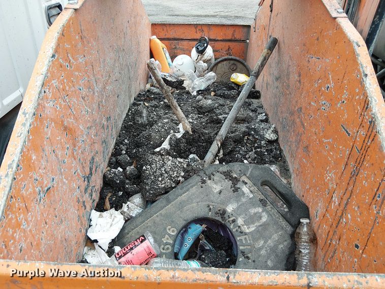 image for item FK0694 2013 Ford F750 Super Duty pothole patcher truck