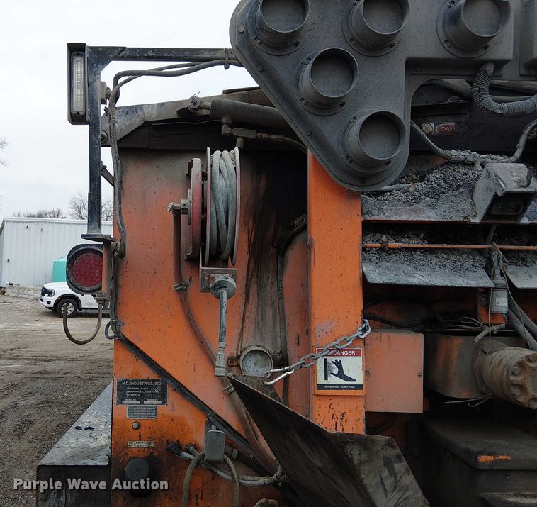 image for item FK0694 2013 Ford F750 Super Duty pothole patcher truck