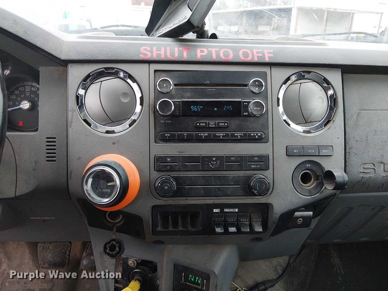 image for item FK0694 2013 Ford F750 Super Duty pothole patcher truck