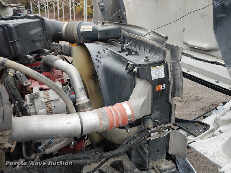 image for item FK0694 2013 Ford F750 Super Duty pothole patcher truck