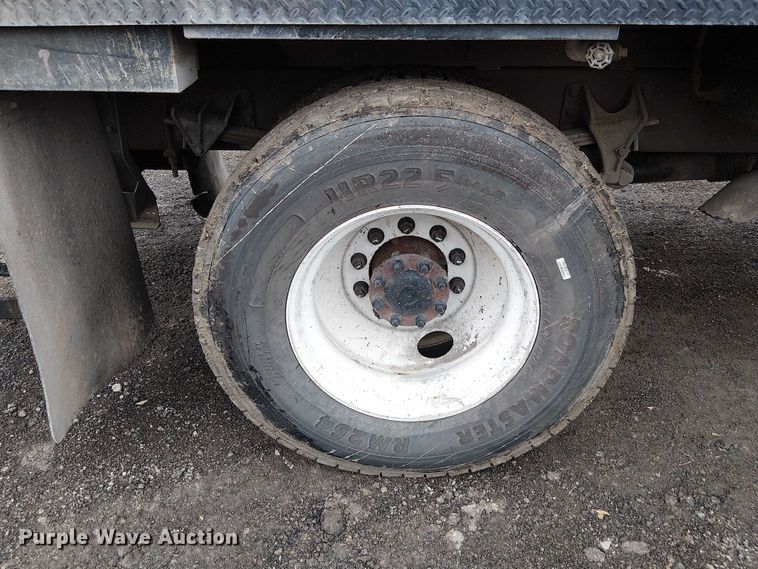 image for item FK0694 2013 Ford F750 Super Duty pothole patcher truck