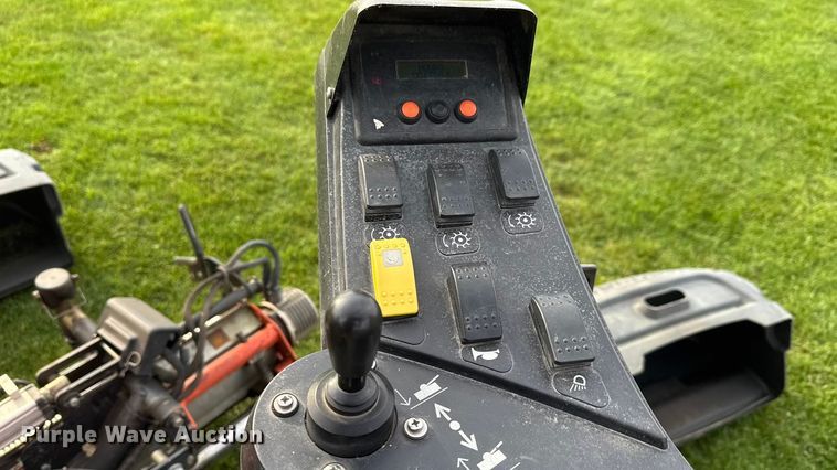 image for item NA9831 Jacobsen Eclipse 322 reel mower