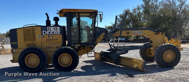 MOTOCONFORMADORA JOHN DEERE 772G 2010
