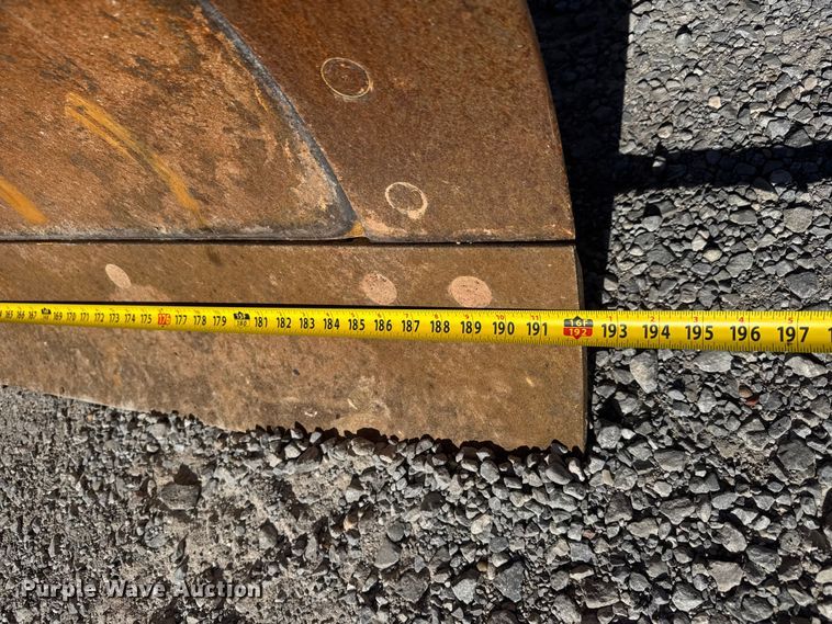 image for item NA9896 2003 John Deere 772CH Series II motor grader