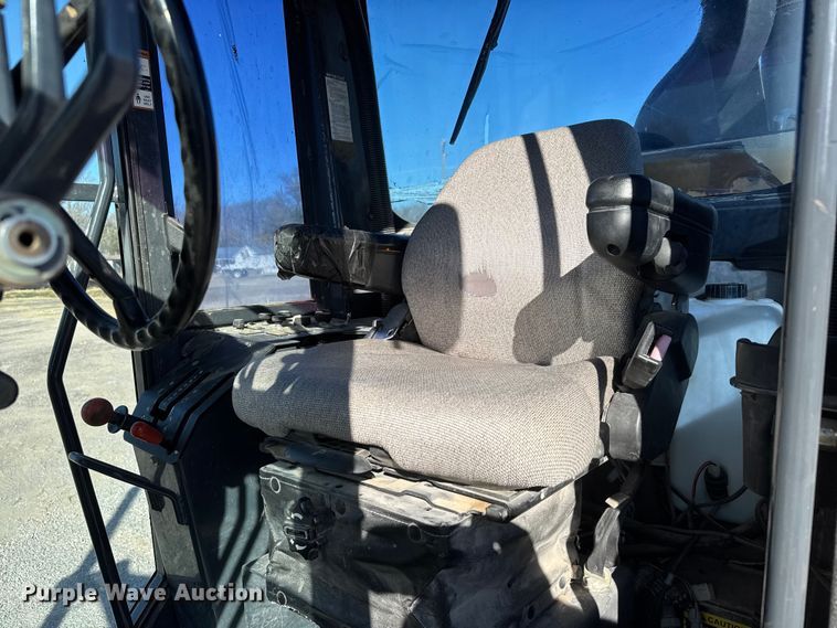 image for item NA9896 2003 John Deere 772CH Series II motor grader