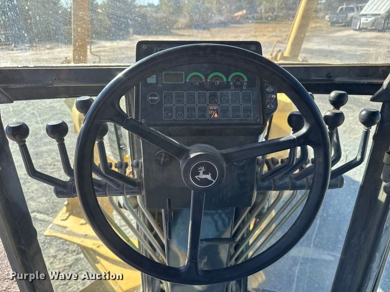 image for item NA9896 2003 John Deere 772CH Series II motor grader