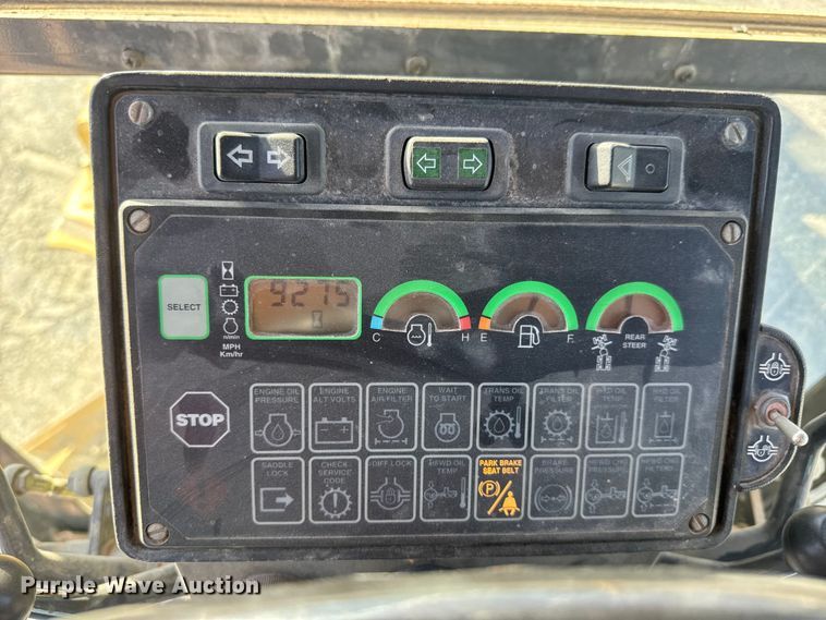 image for item NA9896 2003 John Deere 772CH Series II motor grader