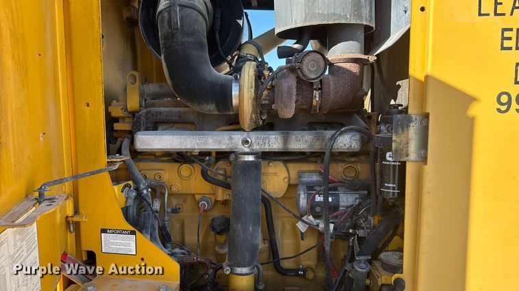 image for item NA9896 2003 John Deere 772CH Series II motor grader