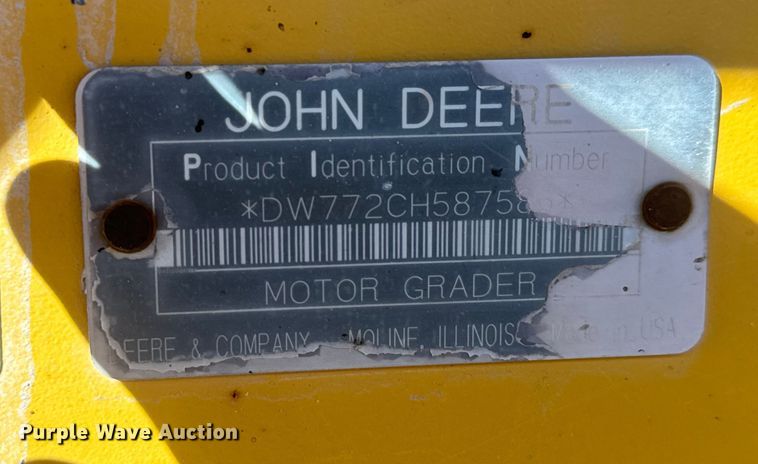 image for item NA9896 2003 John Deere 772CH Series II motor grader