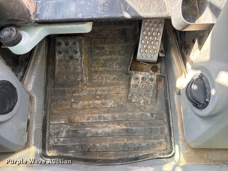 image for item NA9897 2013 Caterpillar 289C2 tracked skid steer loader