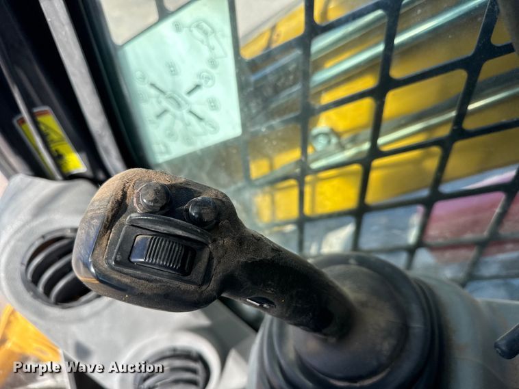 image for item NA9897 2013 Caterpillar 289C2 tracked skid steer loader