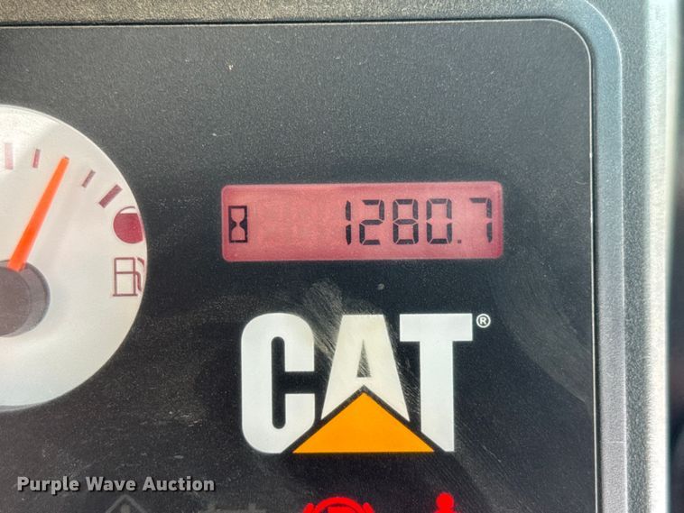 image for item NA9897 2013 Caterpillar 289C2 tracked skid steer loader