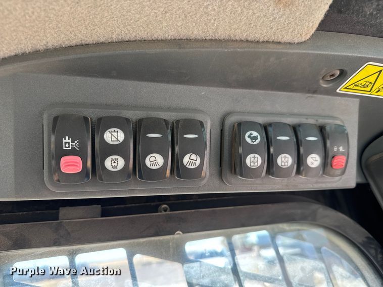 image for item NA9897 2013 Caterpillar 289C2 tracked skid steer loader