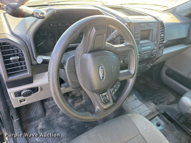 image for item NA9899 2020 Ford F150 XL SuperCrew pickup truck