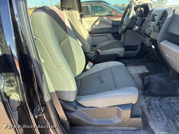 image for item NA9899 2020 Ford F150 XL SuperCrew pickup truck