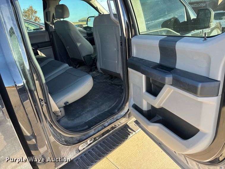 image for item NA9899 2020 Ford F150 XL SuperCrew pickup truck