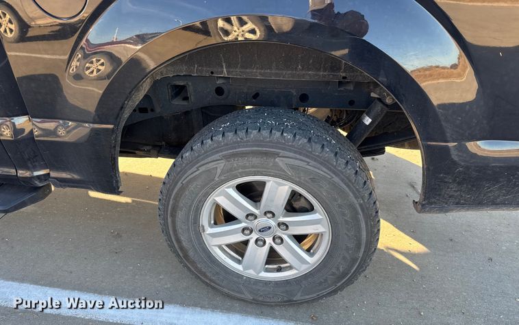 image for item NA9899 2020 Ford F150 XL SuperCrew pickup truck