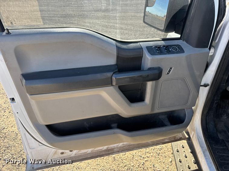 image for item NA9900 2018 Ford F150 XL SuperCrew pickup truck