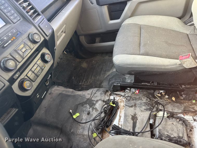 image for item NA9900 2018 Ford F150 XL SuperCrew pickup truck