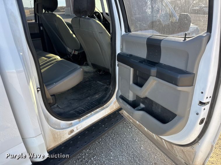 image for item NA9900 2018 Ford F150 XL SuperCrew pickup truck