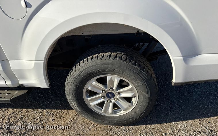 image for item NA9900 2018 Ford F150 XL SuperCrew pickup truck