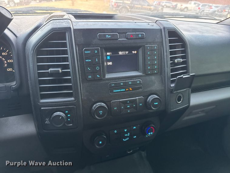 image for item NA9901 2019 Ford F150 XL SuperCab pickup truck