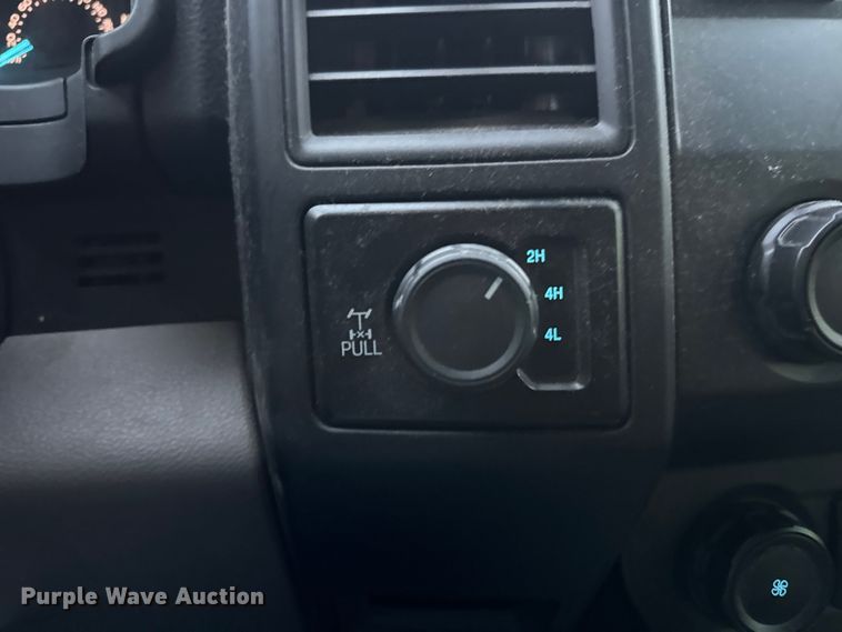 image for item NA9901 2019 Ford F150 XL SuperCab pickup truck