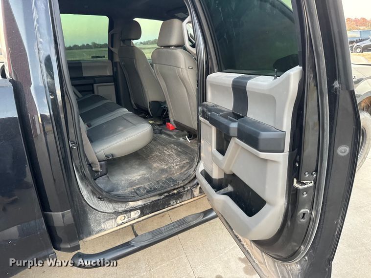 image for item NA9901 2019 Ford F150 XL SuperCab pickup truck