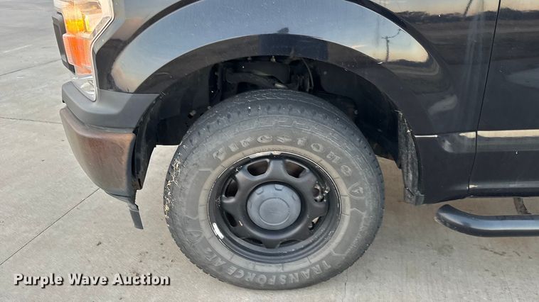 image for item NA9901 2019 Ford F150 XL SuperCab pickup truck