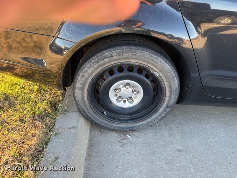 image for item NA9902 2011 Chevrolet  Caprice Police 