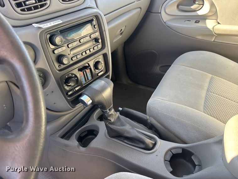 image for item NA9904 2008 Chevrolet Trailblazer SUV