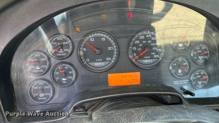 image for item NA9906 2009 International Prostar semi truck