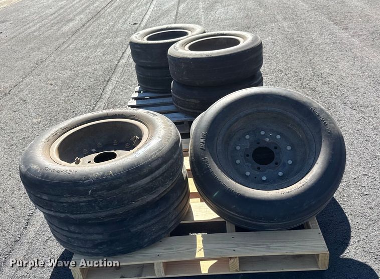 image for item NA9907 (8) Michelin H29x9.0-15 rotary mower tires and wheels