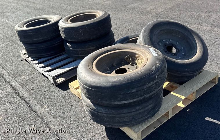 image for item NA9907 (8) Michelin H29x9.0-15 rotary mower tires and wheels