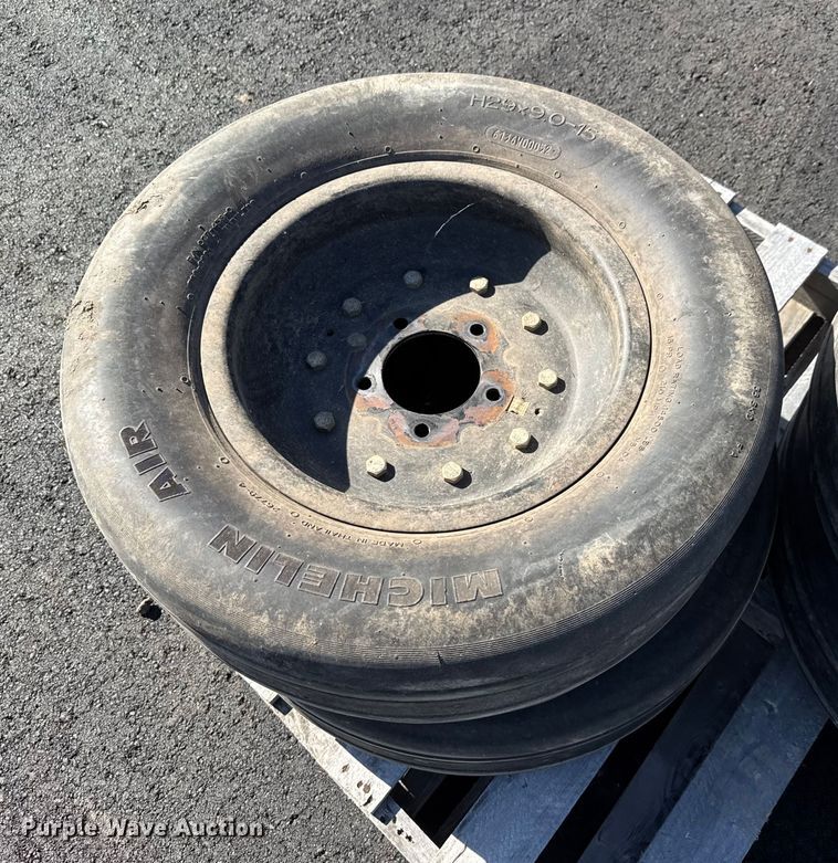 image for item NA9907 (8) Michelin H29x9.0-15 rotary mower tires and wheels