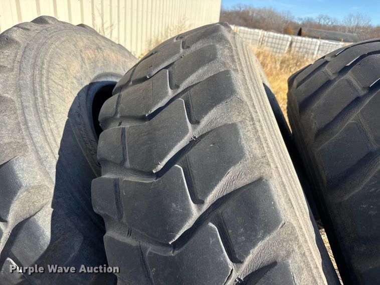 image for item NA9911 (6) Bridgestone V-steel K-traction 17.5R25 motor grader tires