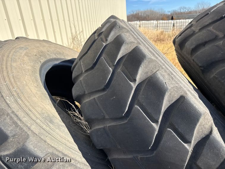 image for item NA9911 (6) Bridgestone V-steel K-traction 17.5R25 motor grader tires
