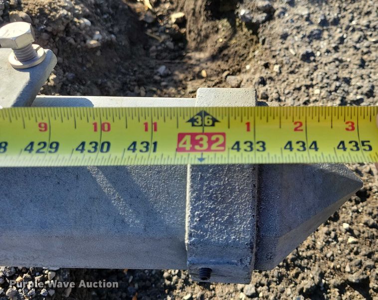 image for item NO9765 (2) street light poles