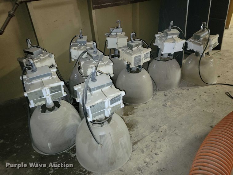 image for item NO9768 (9) Hubbell shop lights