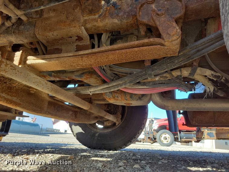 image for item NO9769 2006 International 7300 dump / spreader truck